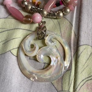 Beautiful mother of pearl necklace